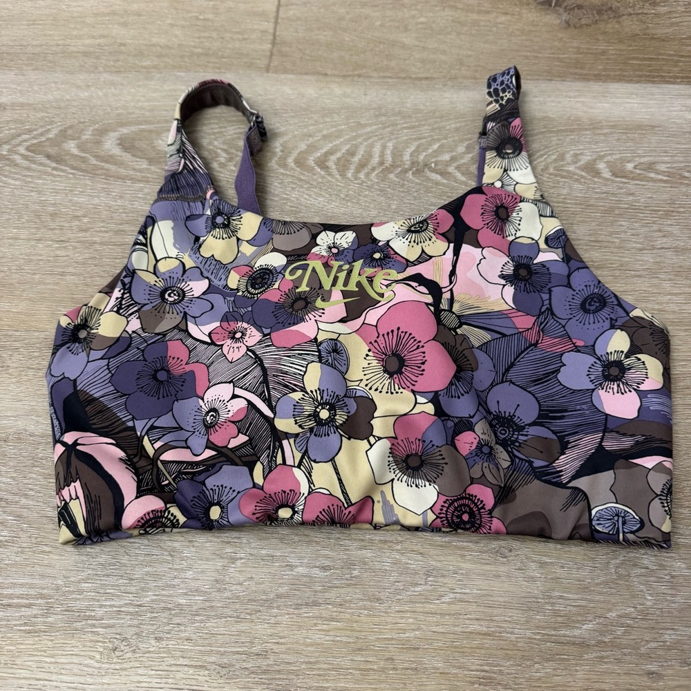 Nike Dri-FIT Swoosh Floral Medium-Support Padded Printed Sports Bra - Picture 2 of 7